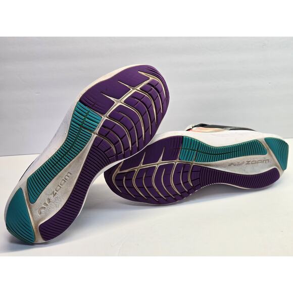 Nike Womens Zoom Winflo 8 CW3421-103 White Running Shoes Sneakers Size 9 - Picture 6 of 7